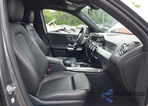 2020 Mercedes-Benz Glb 250 4Matic from USA, damaged, VIN WDC4M4HB1LW006016